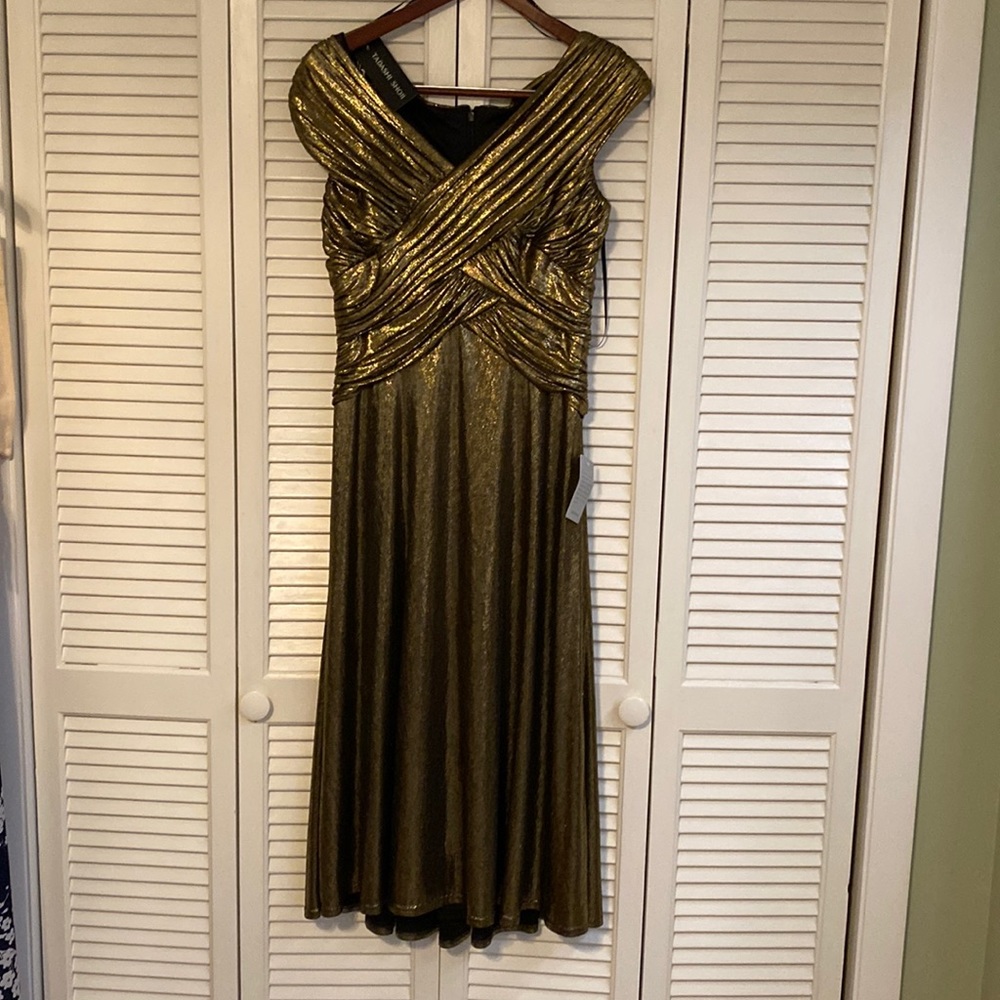 Bought for special occasion never wore.